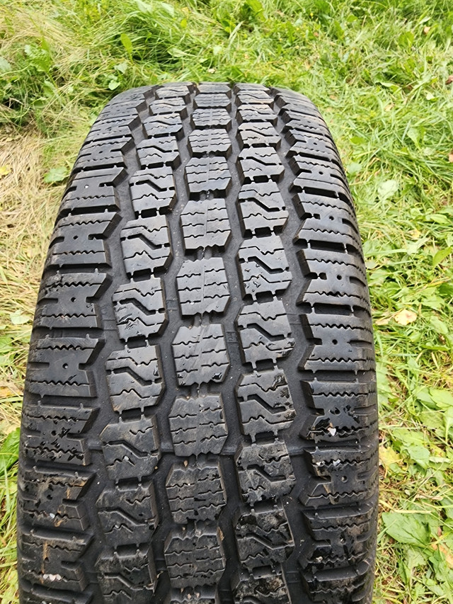 One 205 65 r15 tire in Tires & Rims in Fredericton