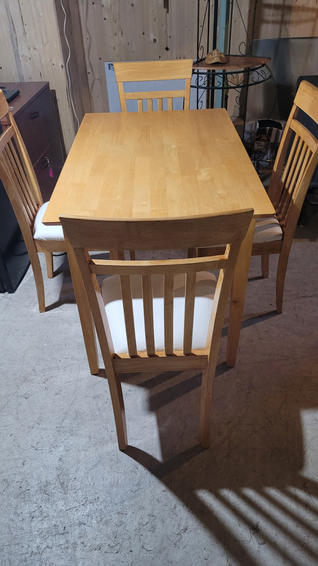Set de cuisine (petit espace) dans Mobilier de salle à manger et cuisine  à Rimouski / Bas-St-Laurent