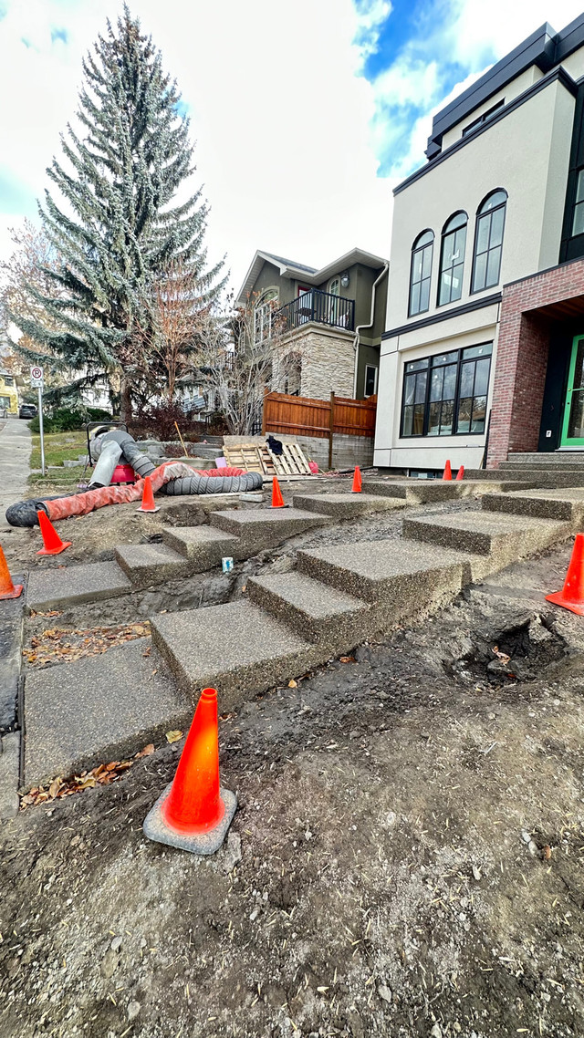 Concrete patios, driveways, sidewalks in Brick, Masonry & Concrete in Calgary - Image 4
