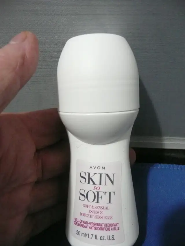 DEODORANTS - Avon skin so soft : soft and sensual
