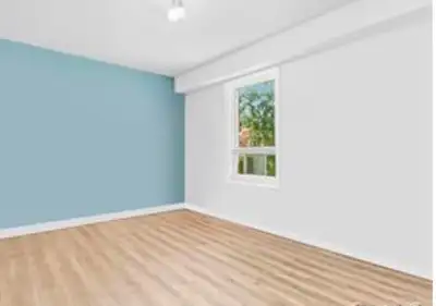 Grand 5 et 1/2 lumineux de 3 chambres à louer! DISPONIBLE MAINTENANT!! -au 2e étage d’un triplex -à...