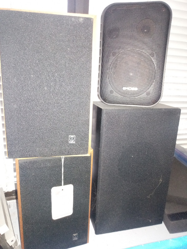 $10 Speakers! various passive bookshelf speakers in Speakers in Oshawa / Durham Region - Image 2