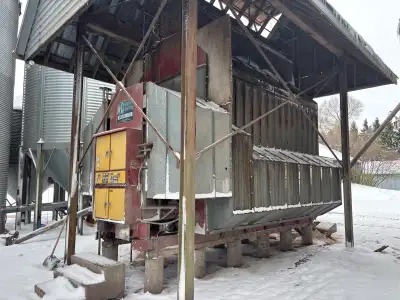 MC continuous flow grain dryer. Newer stainless steel outer screens. 3 phase and propane. Asking 850...