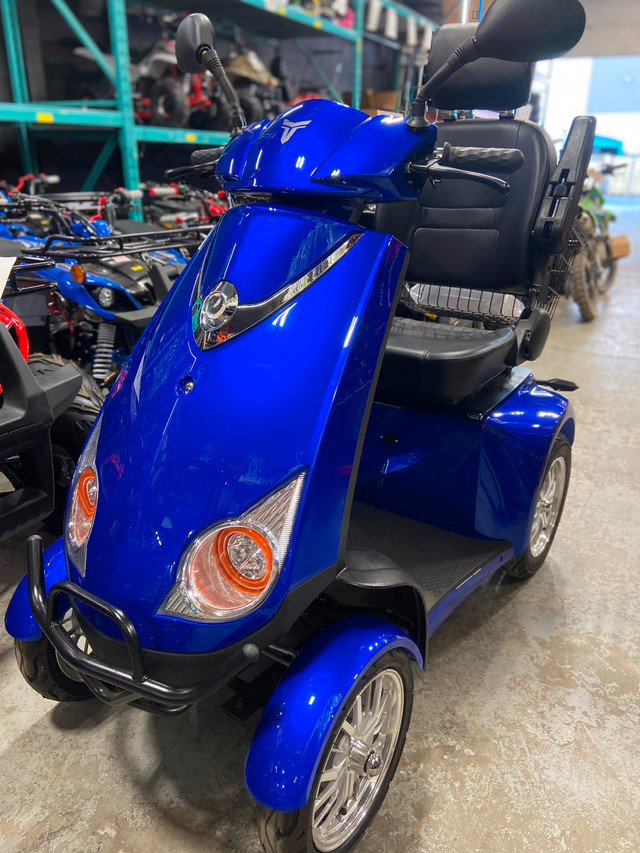 Scooter électrique, 3 vitesses, 4 roues,  ULTRA FREEDOM 2499.99$ dans Vélos électriques  à Laurentides