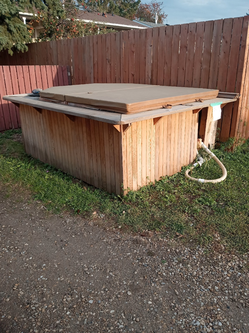 Free hot tub Free Stuff Edmonton Kijiji