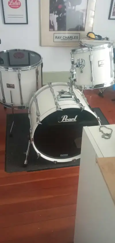 80s Pearl BLX, View more