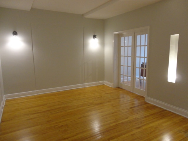 4982 Queen Mary Road — photo 3