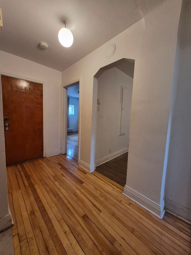 appartement logement 2 1/2 parc extension — photo 1