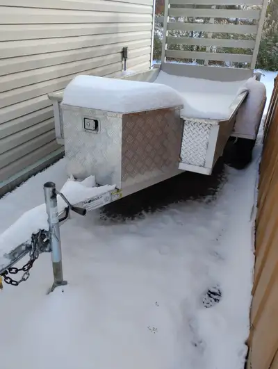 4x8 aluminum trailer (49 1/2x 97 1/2 inside) 13" galvanized wheels. spare, aluminum tool box. LED li...