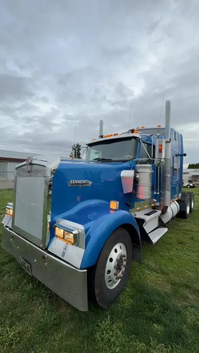 2003 kenworth w900 heavy speck cat 550 hp single turbo engine after rebulit around 7 hundred thousan...