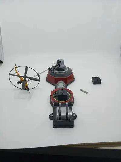 Jetstream Wirly Bird Helicopter Playset it includes a helicopter, a launch pad, and some accessories...