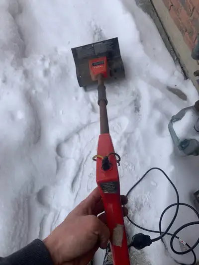 Toro Power Shovel SnowThrower, View more