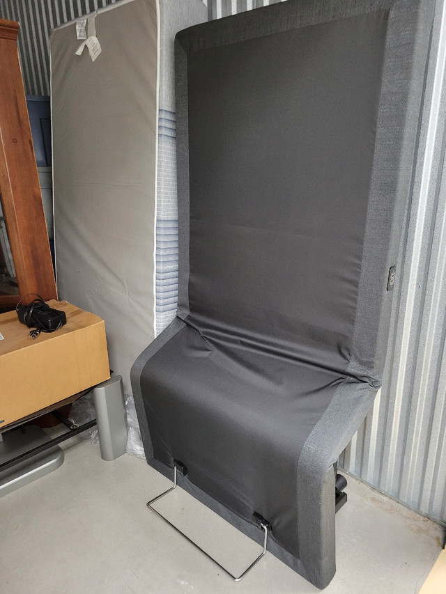 Bed and materess Beds & Mattresses Ottawa Kijiji