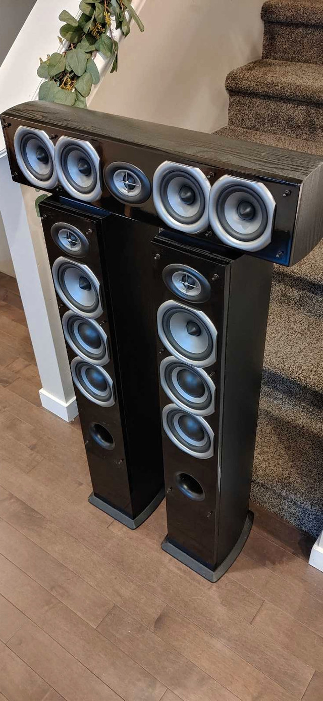Two Soundstage 3D40 towers and matching 3D10 centre speaker in Speakers in Calgary