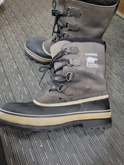 Sorel Caribou winter snow boots - Men's size 9, View more