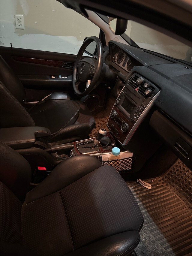 Mercedes B200 Turbo in Cars & Trucks in Oshawa / Durham Region - Image 3