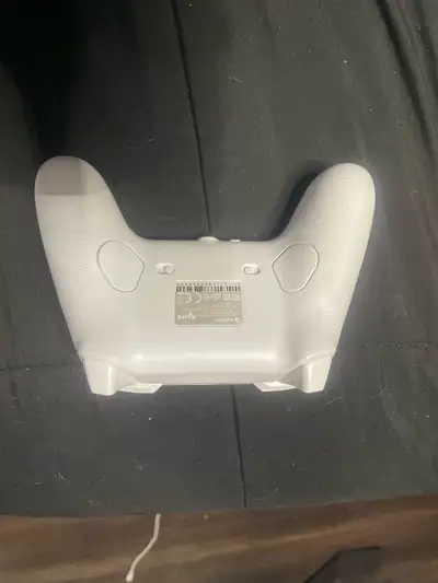 Gamesir g7 se controller. Brand new used a few times. both back paddles work everythings in great co...