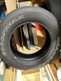 4 pneus Goodyear wrangler 275 60 20 