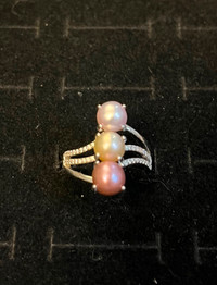 Real Akoya Pearl Ring set in Sterling Silver. Size 8