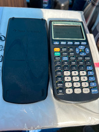 Calculatrice  Texas TI-83 Plus excellente condition