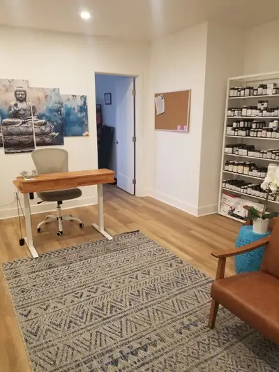 Bureau/local à louer dans un immeuble de professionnels de la santé (psychologues, ostéopathes, phys...
