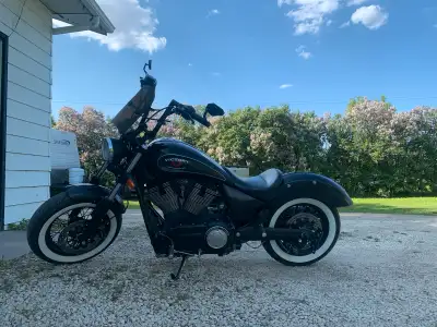 Got a 2015 victory highball up for grabs Freshly safetied! Freshly serviced! 34k kms New Clutch Swee...