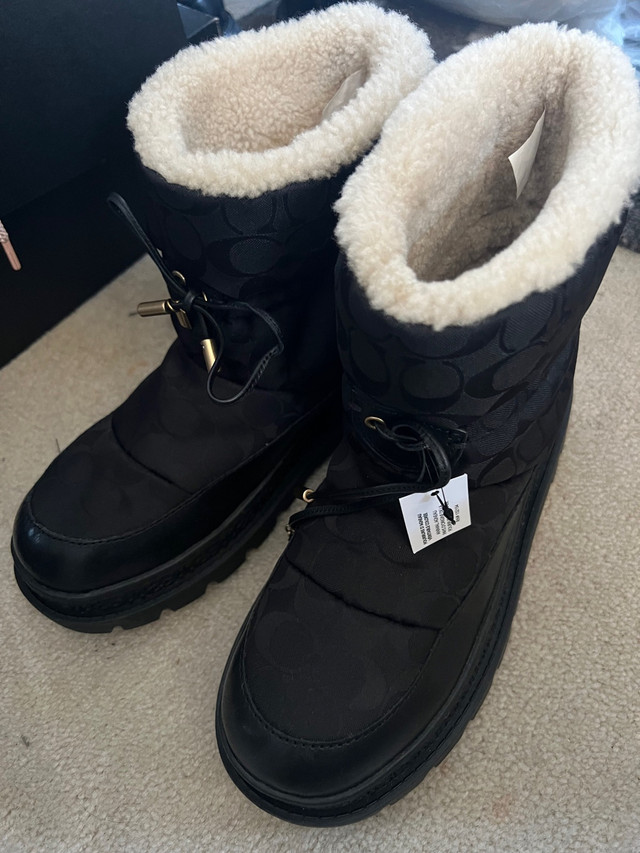 Coach Brand new winter boots women size 8.5 9 $560 in Women's - Shoes in Oakville / Halton Region - Image 4