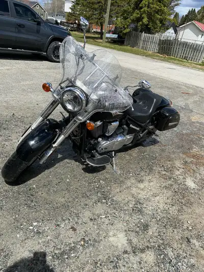 2007 Kawasaki Vulcan 900. Bike runs great no issues just put brand new shinko front and rear tires o...