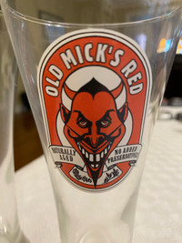 Old Mick’s Red Beer Glasses (set of 2)