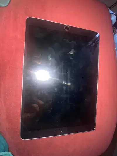 Ipad pro 10.5 pouce avec clavier, View more