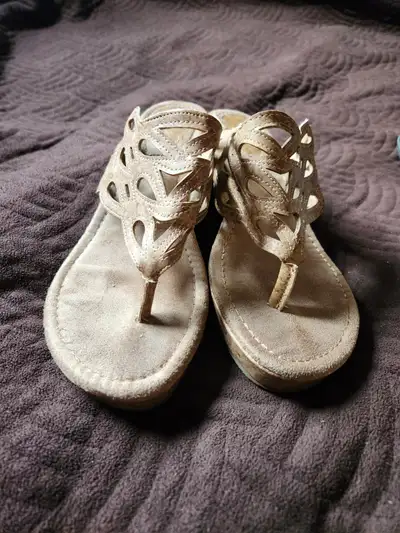 Women's Avon Flip-Flop Sandals, View more