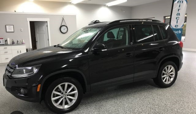 2017 - Volkswagen Tiguan in Cars & Trucks in City of Toronto - Image 2