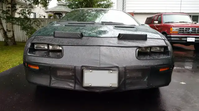 Full mask car bra for 1993-97 Camaro in Other Parts & Accessories in Sault Ste. Marie - Image 2
