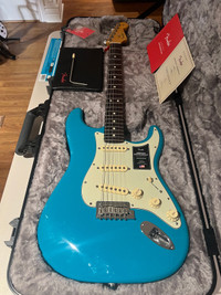 FENDER STRATOCASTER AMERICAN PROFESSIONAL 2 (MINT)