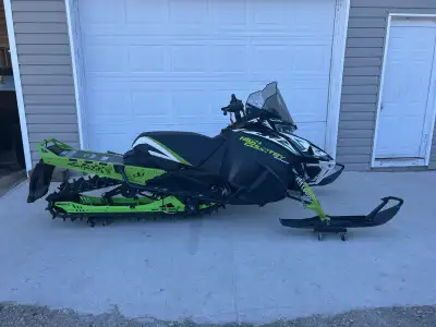 2018 Arctic Cat XF 8000 High Country Limited, 153”track , 2.25” lug, electric start and manual start...