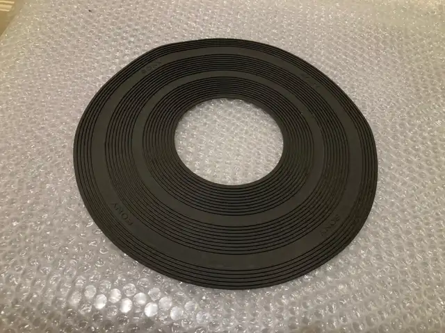 Sony PS-2250/PS-2251 original turntable mat in Stereo Systems & Home Theatre in Mississauga / Peel Region - Image 2