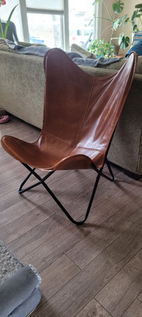 2 Brown Leather Accent Chairs