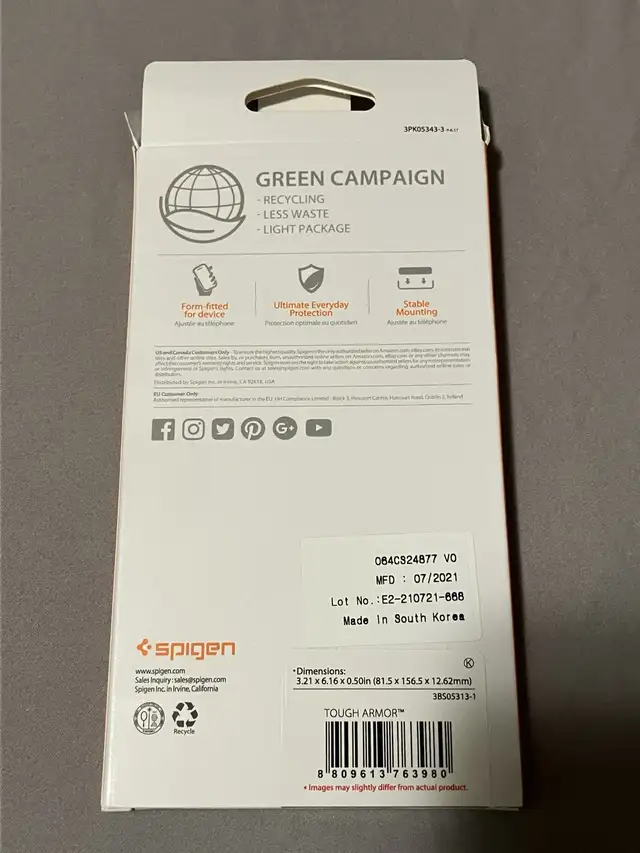 Spigen iPhone XR case with box - gently used in Cell Phone Accessories in Kingston - Image 4