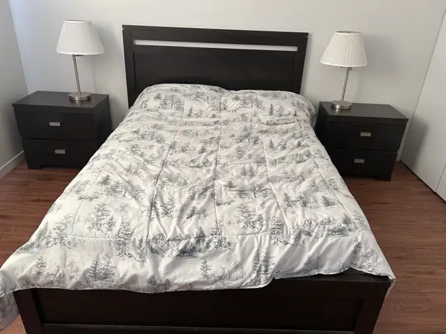 mobilier de chambre à coucher  in Beds & Mattresses in Sherbrooke - Image 3