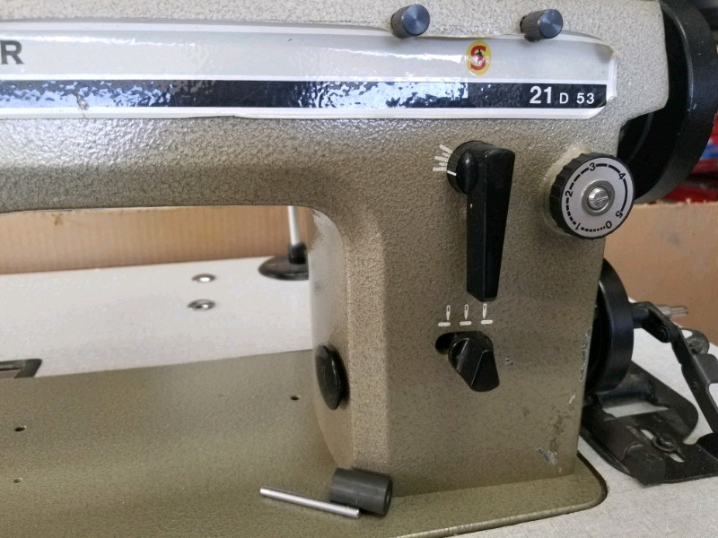 Industrial zigzag sewing machine $550.00 for sale  
