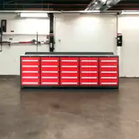 Banc d'atelier de 10 pieds avec 25 tiroirs