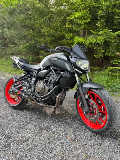 Bike is tuned, runs like a top, well maintained and garage kept. Just looking to upgrade to somethin...