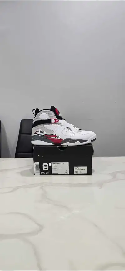 Air Jordan 8 Bugs Bunny size 9.5, View more