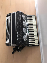 Vintage Camaro Accordion