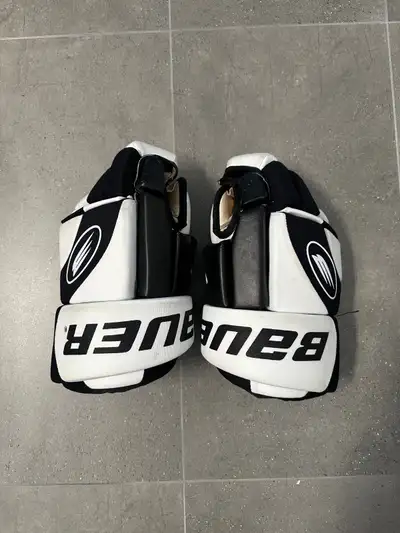 Bauer Impact 300 Hockey Gloves, View more