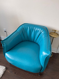 Modern leather Chairs 