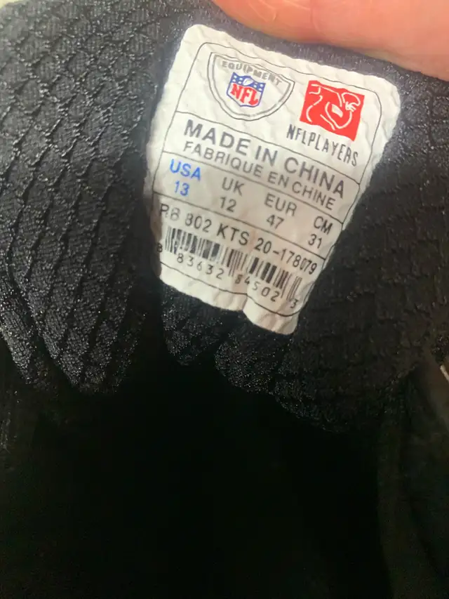 Football Cleats in Football in Saskatoon - Image 3