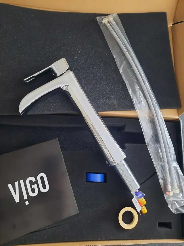 grand robinet neuf pour salle de bain  in Bathwares in Gatineau - Image 2