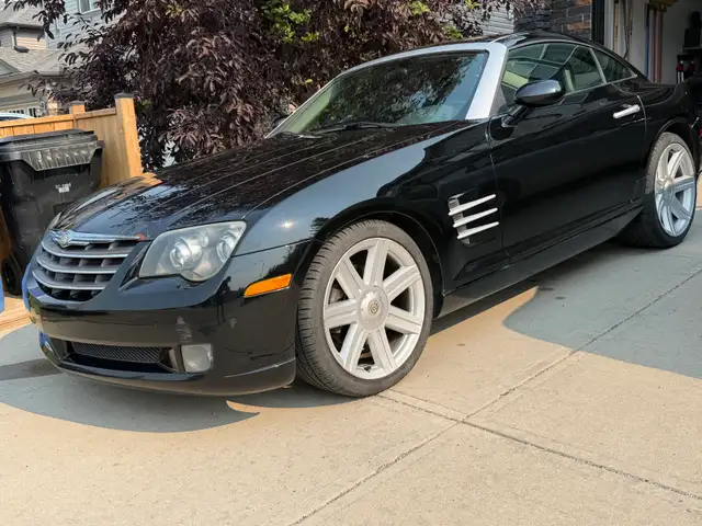 2004 CHRYSLER CROSSFIRE / 6 SPEED MANUAL / ONLY 107,000 km
