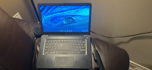 HP chrome laptop  in Laptops in Oakville / Halton Region - Image 2